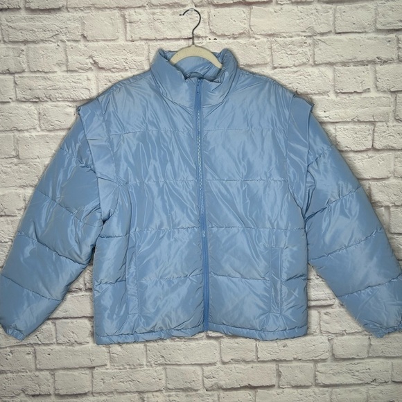 NWT WEWOREWHAT Snap Off Sleeve Puffer Jacket in Blue Bell - Picture 6 of 16